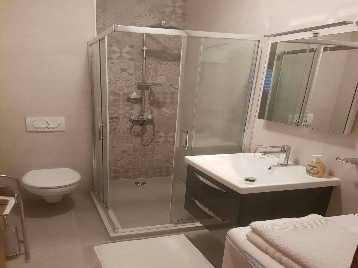 Guest house & Braica