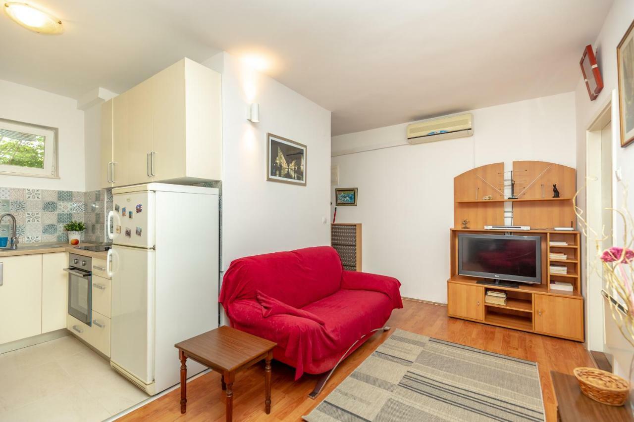 Relax - 1.4km From The Old Town Apartamento *