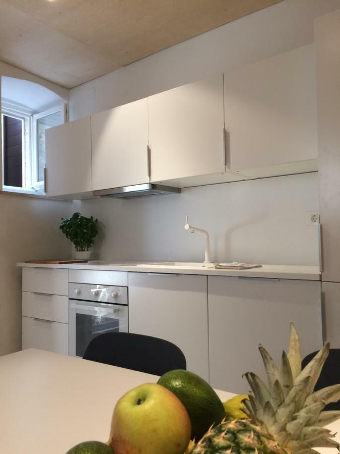 P 35 Apartment *