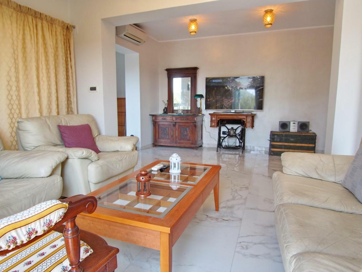 Telefon Apartment