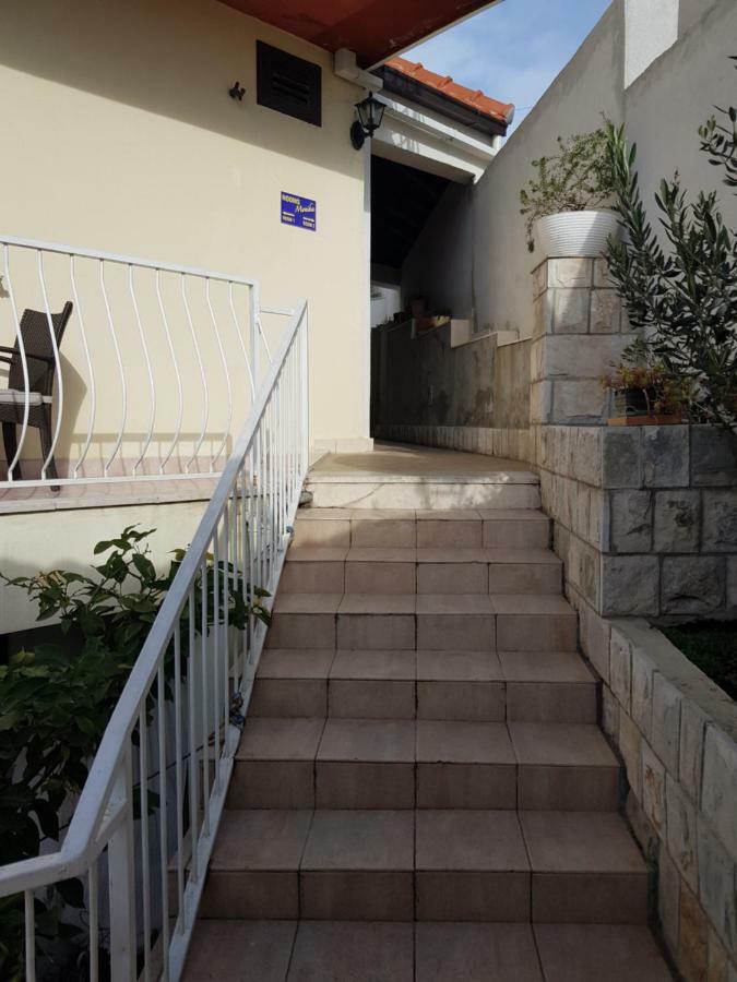Monika Guest house