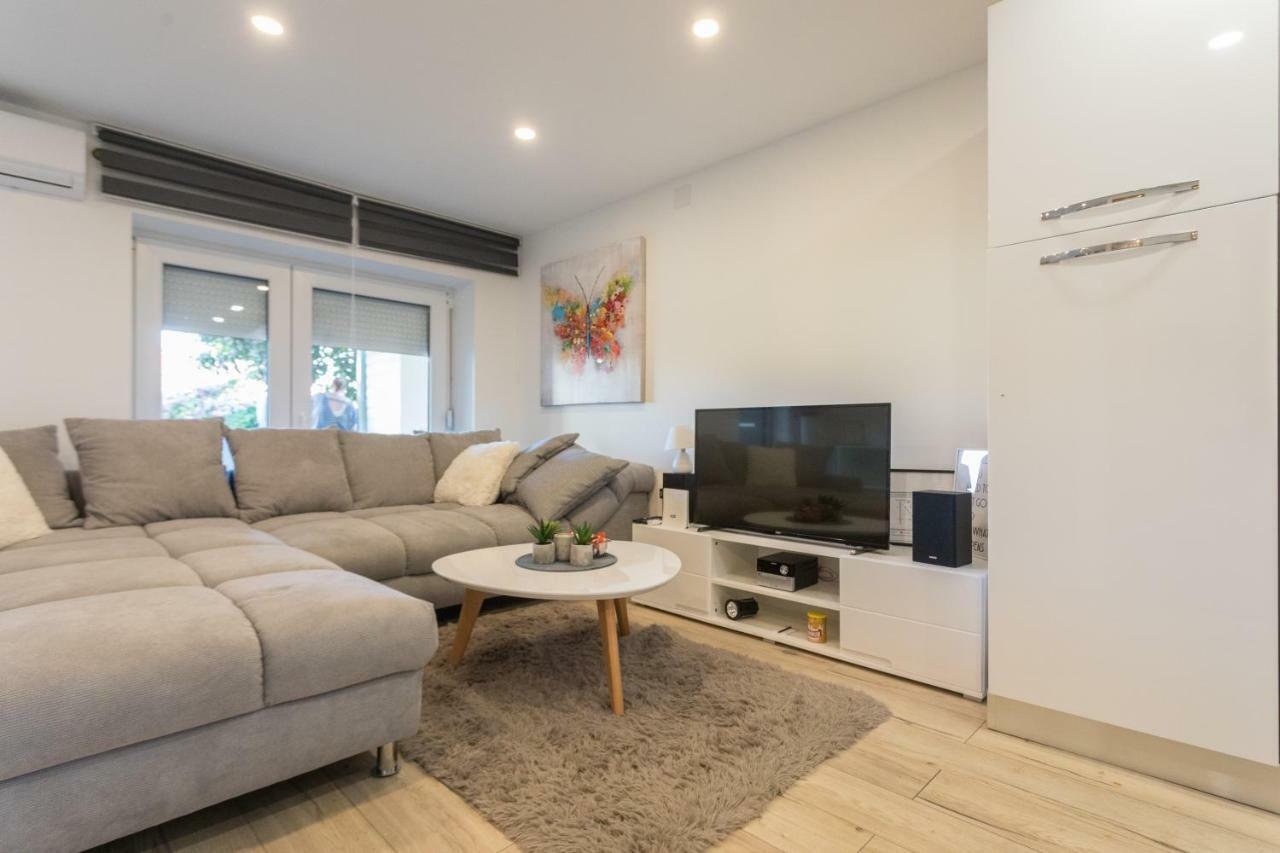 Norah Apartment *