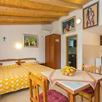 Apartments Kalas