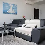Ponente Apartments