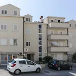 Apartment Maya