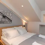 Old Town Apartments U Nikse