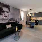 Apartments Sweet Escape