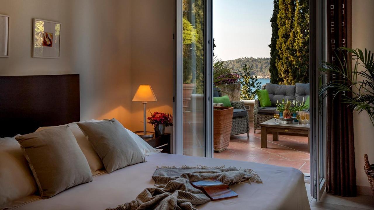 Luxury Beachfront Palace With Private Pool And Jacuzzi By The In Villa Dubrovnik