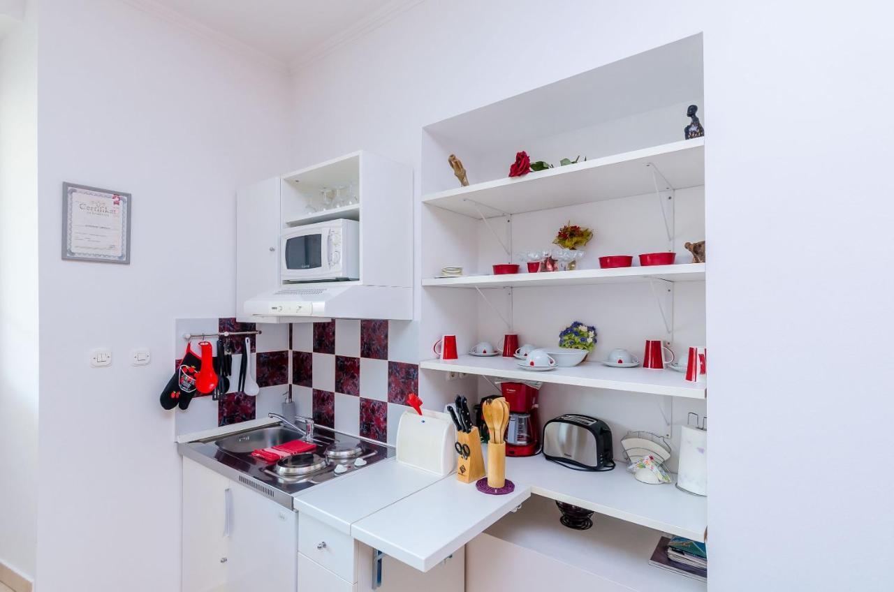 Libertas Apartment *