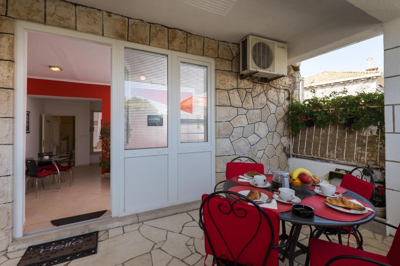 Libertas Apartment *