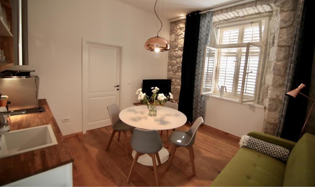 Cava Apartment
