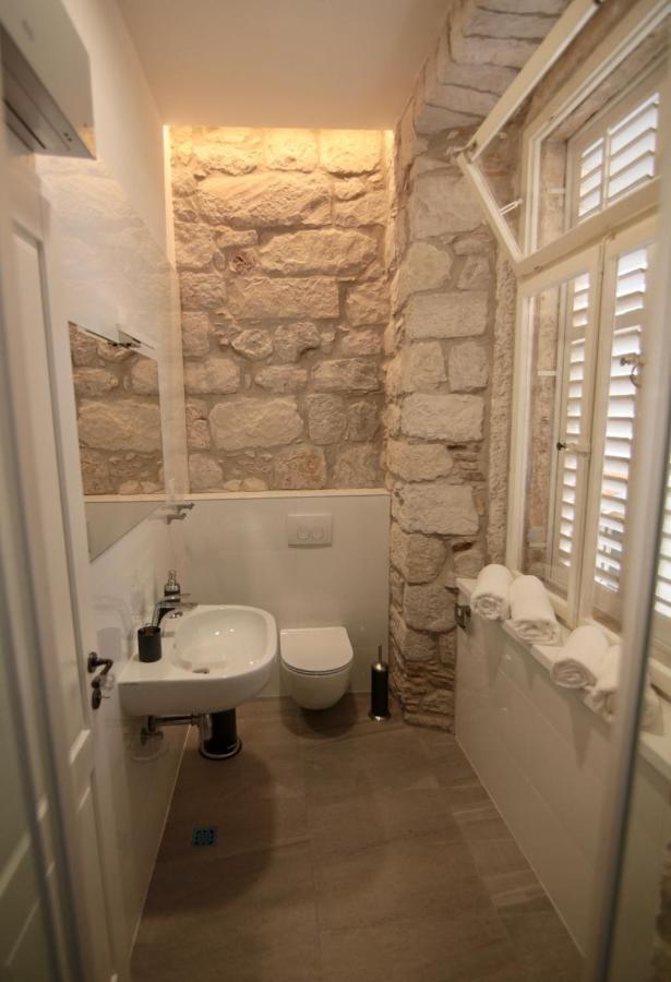 Cava Apartment