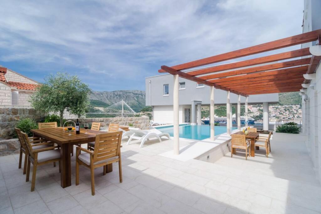 Apartment Modern With Swimming Pool - Penthouse