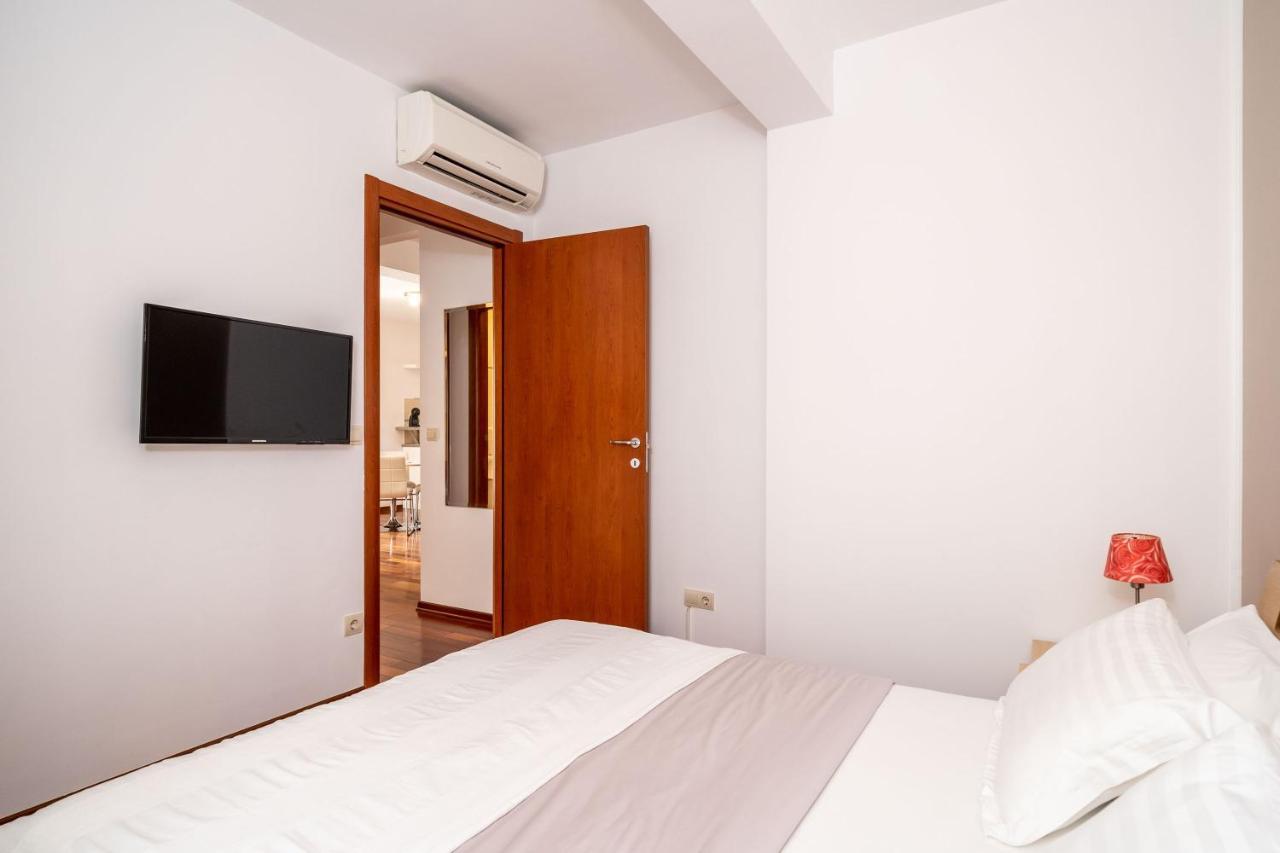 Lorena With Private Pool Apartamento *