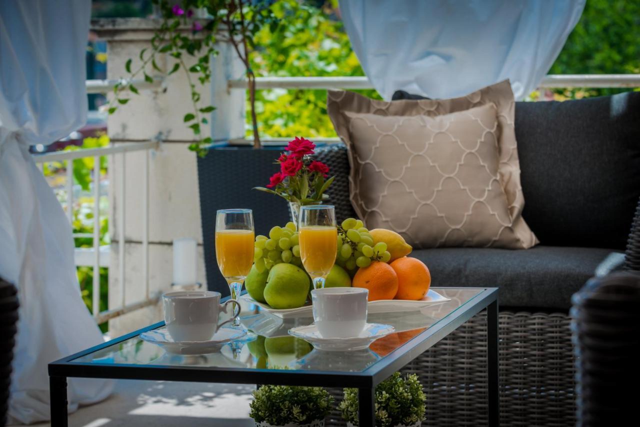 Guest house Superior Stunning Gravosa With A Free Parking