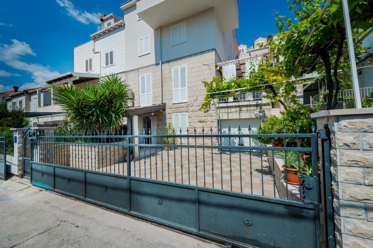 Guest house Superior Stunning Gravosa With A Free Parking 3*
