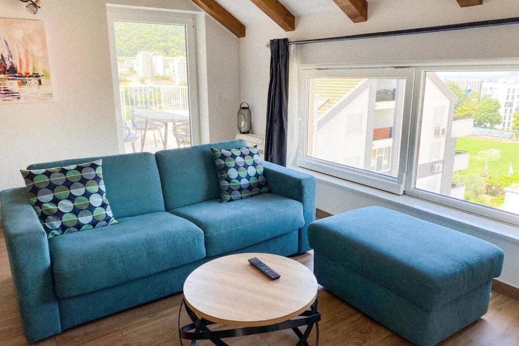 Spinnaker Luxury Apartment *