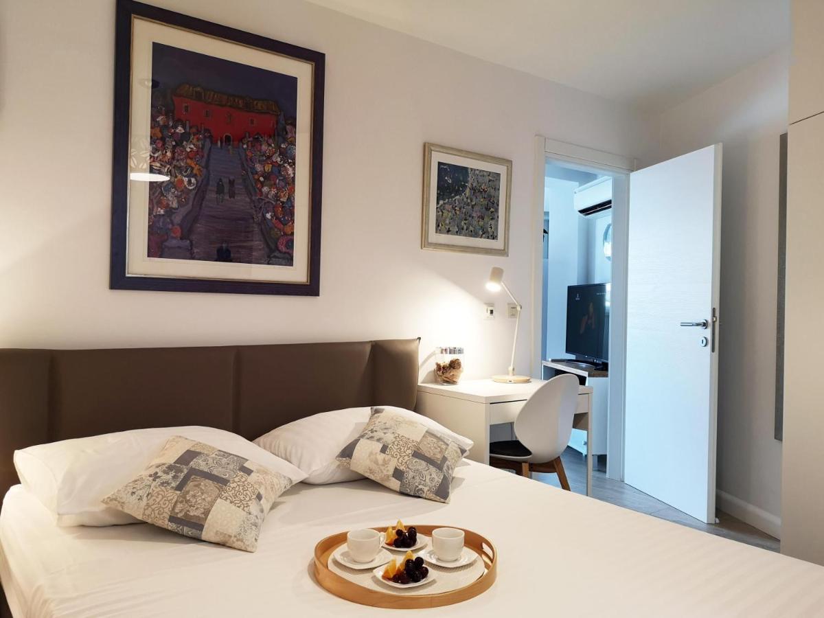 Orsan - Elegant With Private Terrace Apartment Dubrovnik