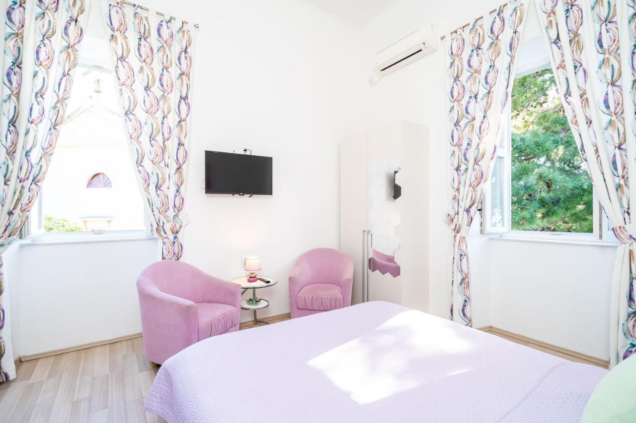 Gasthuis House Boninovo (adults Only)