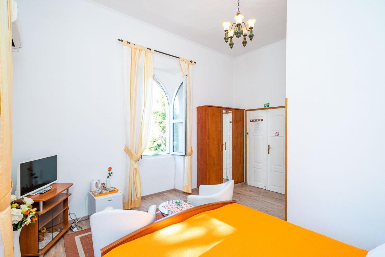 Gasthuis House Boninovo (adults Only)