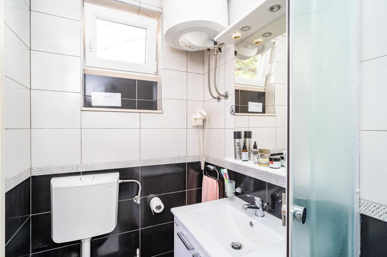 Jele Guest house 3*