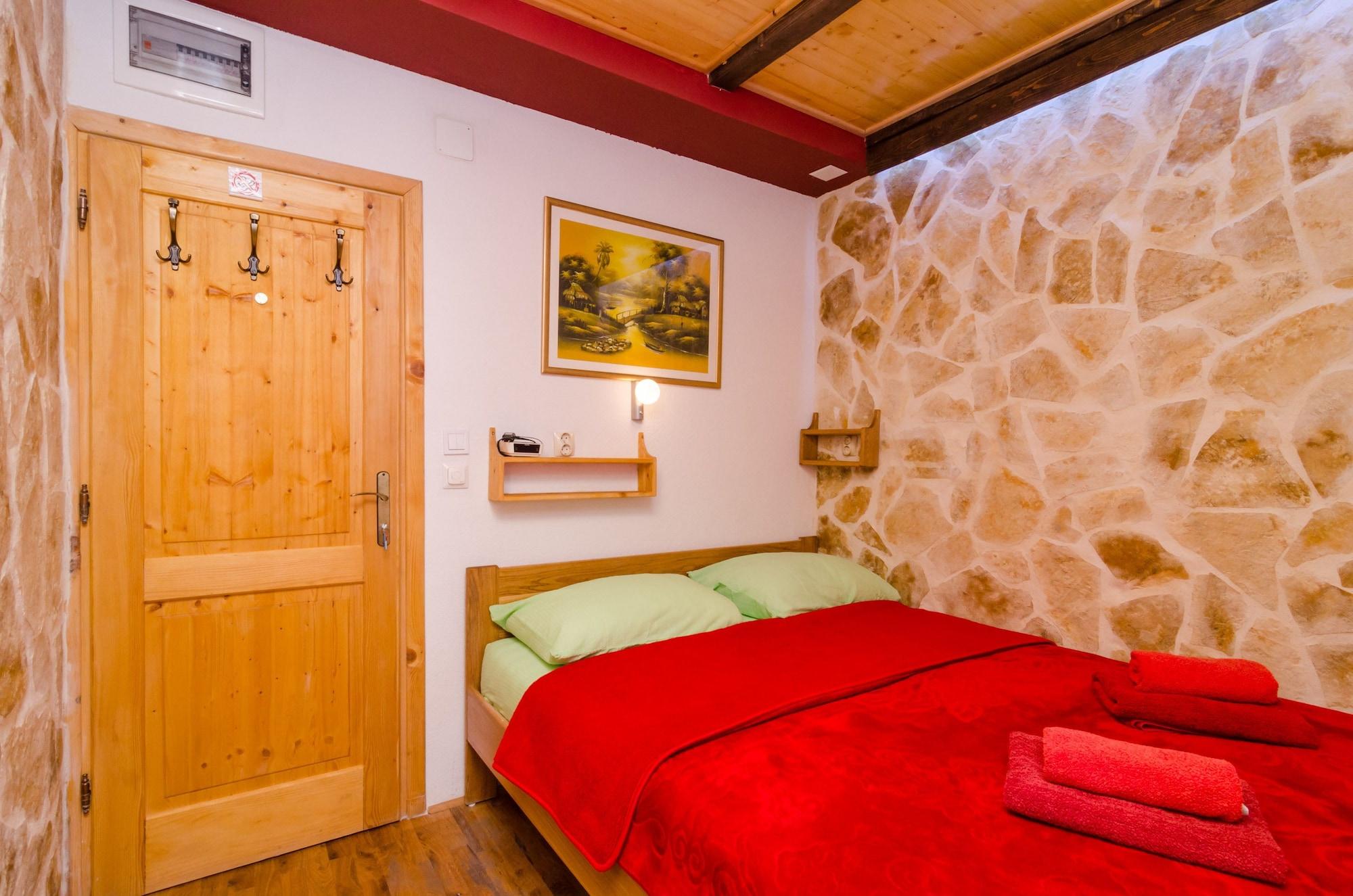 Gasthuis Eddie's Sea View Old Town 3*