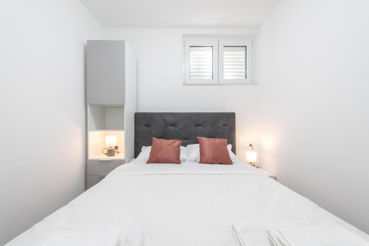 Studio Libar, Apartment