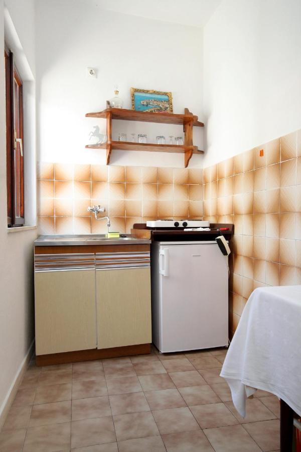 Appartement With A Parking Space - 9099 Dubrovnik