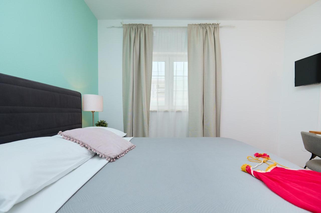 Prima Apartment *
