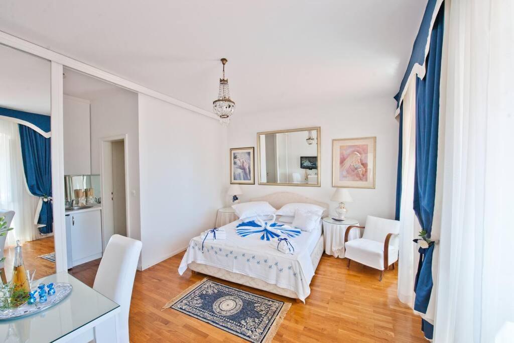 Apartment Blue Next To The