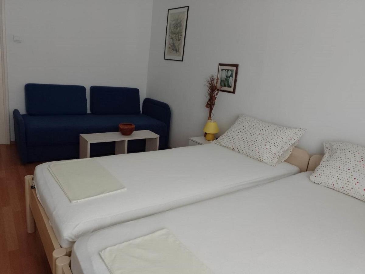 Jeanny Apartment *