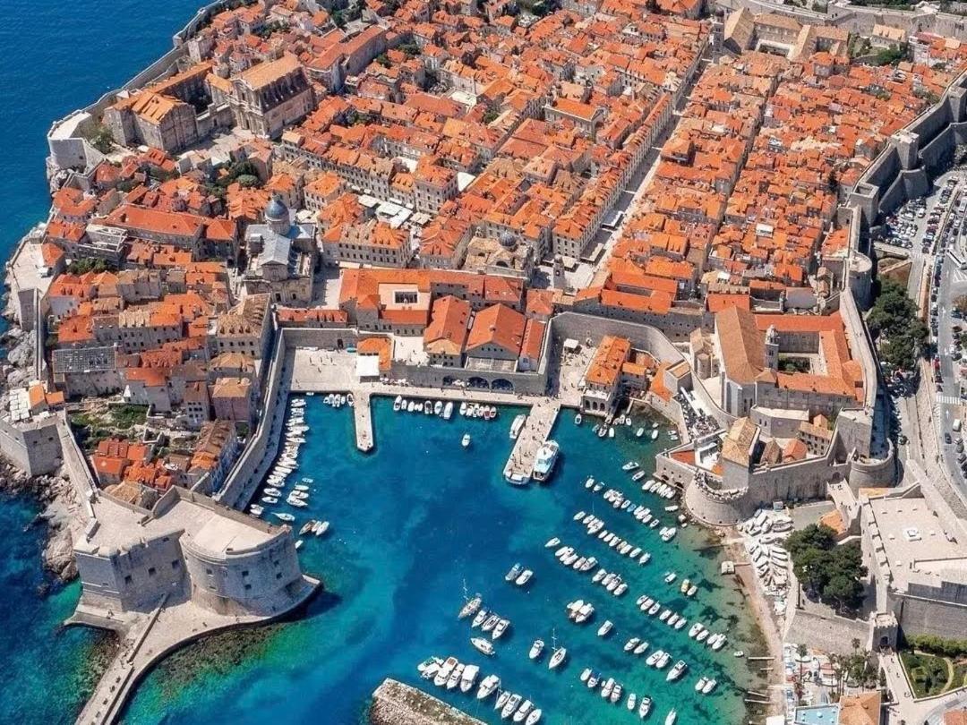 Royal Palace Buza - Old Town