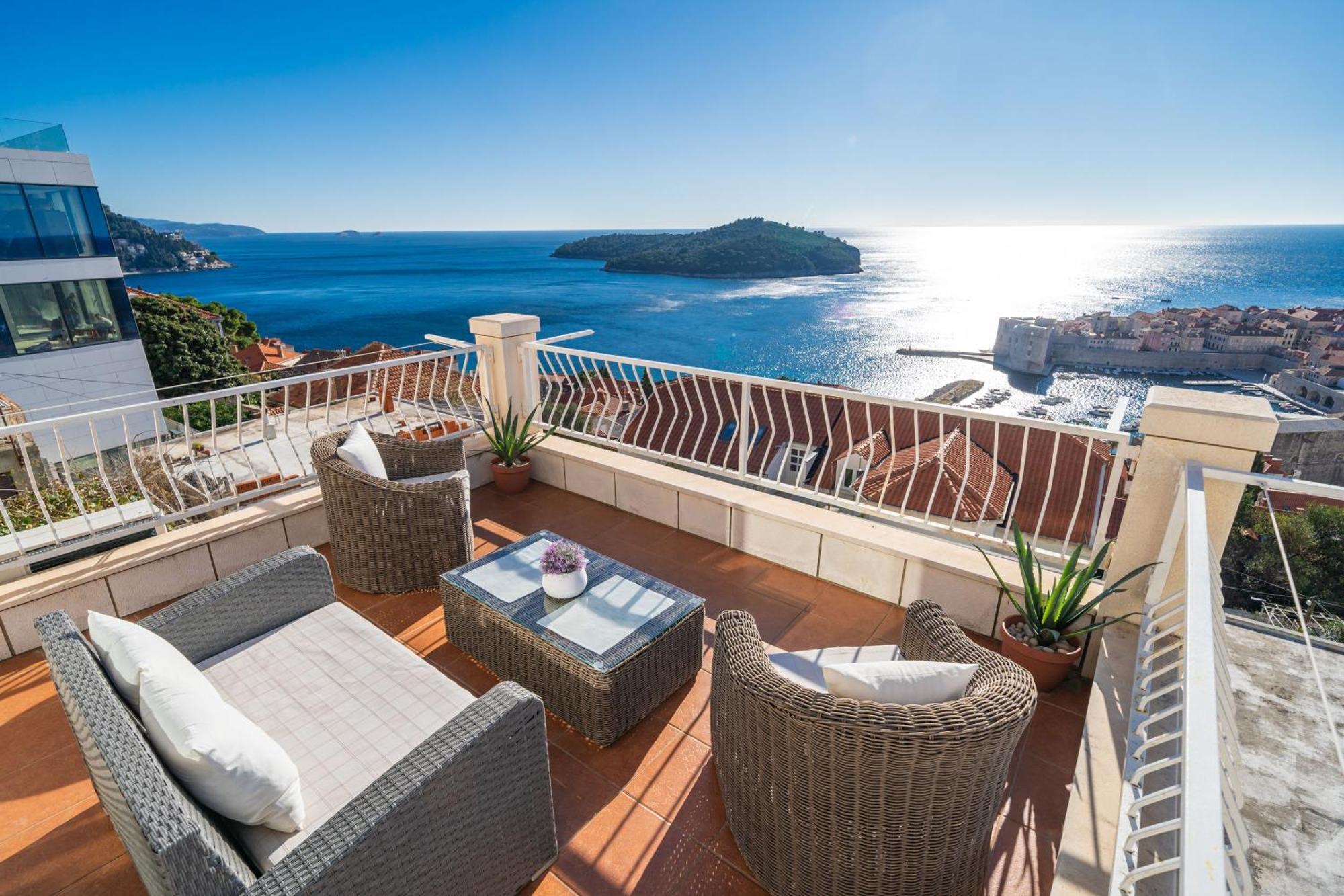 Apartment Dream View