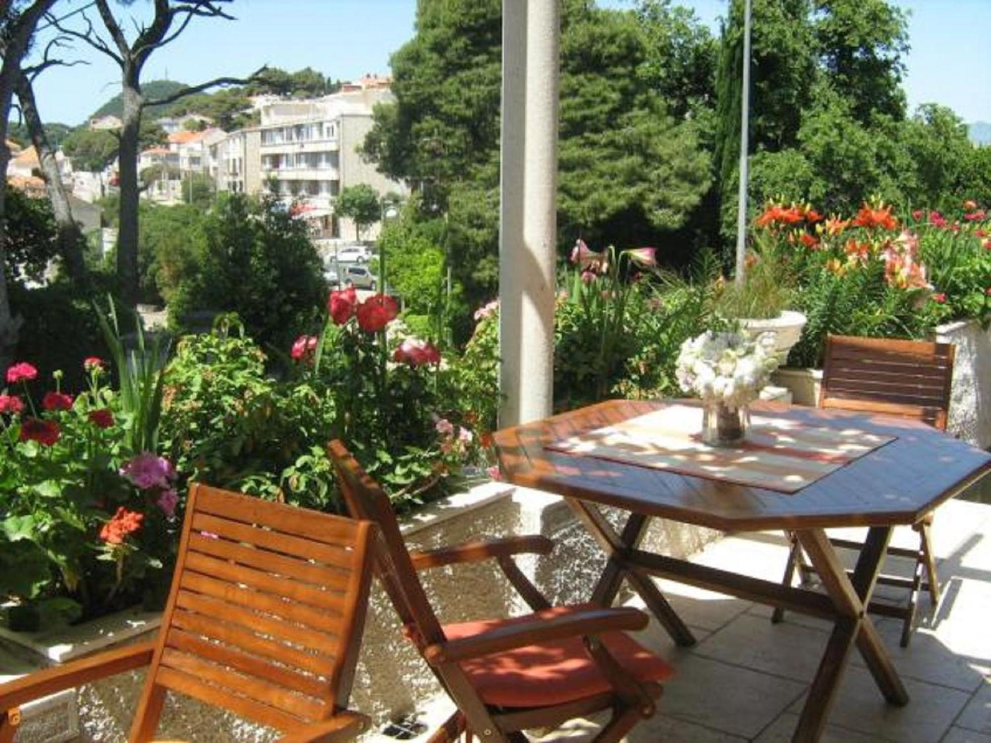 Gasthuis House Boninovo (adults Only) 3*