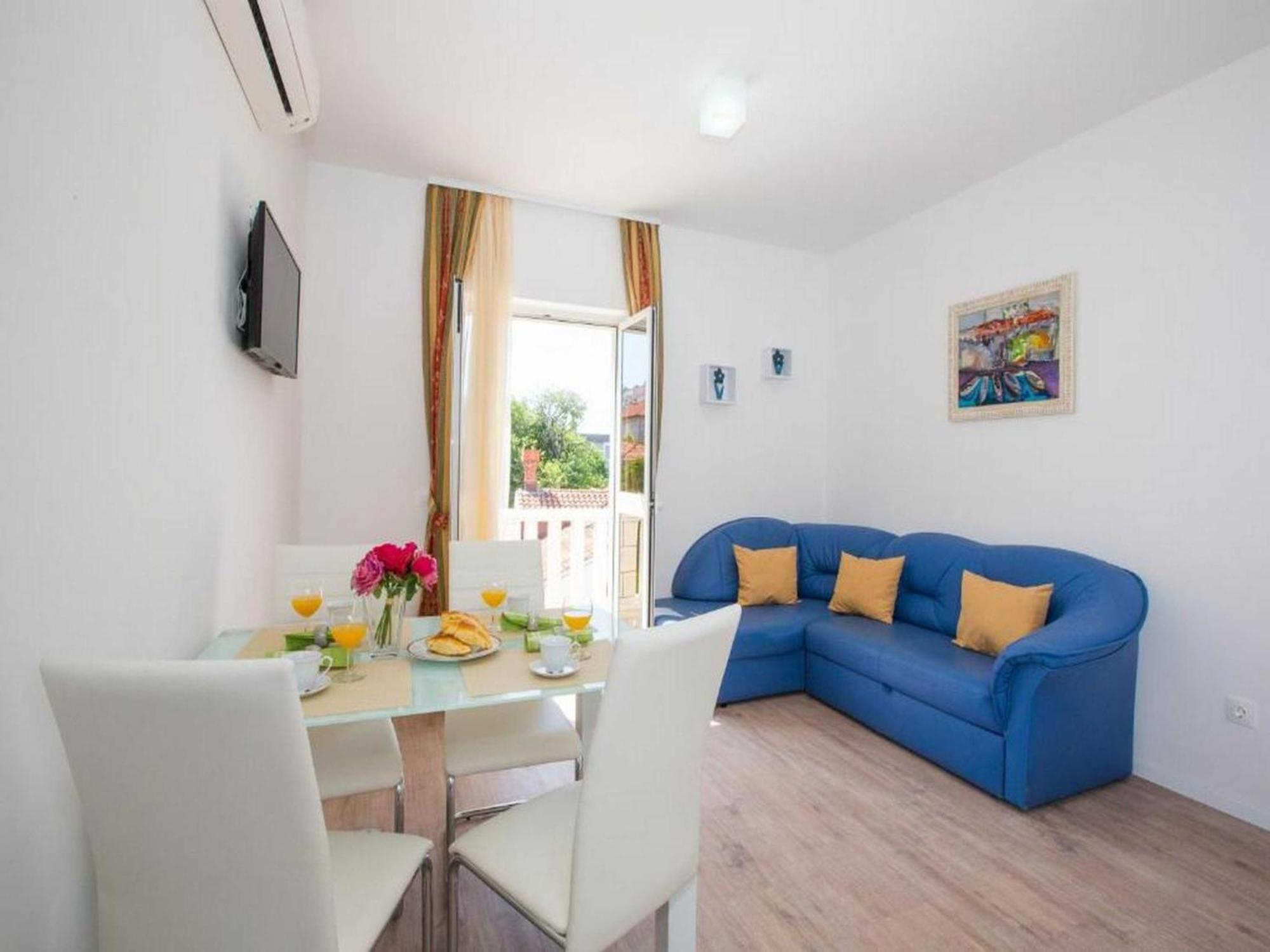 Lani Guest house *