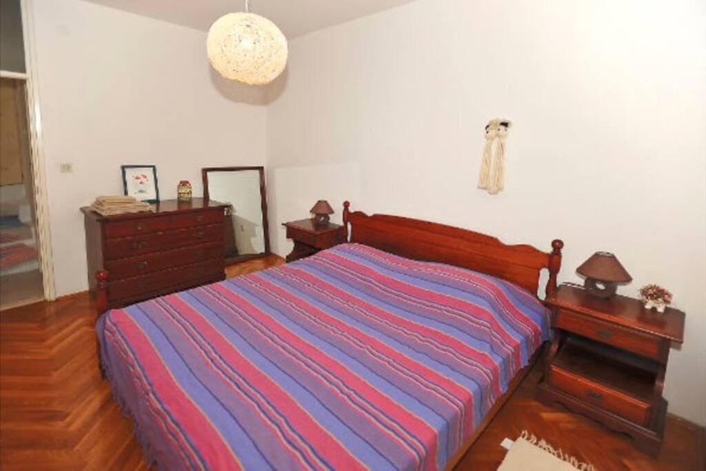 Seaview Ema Apartment