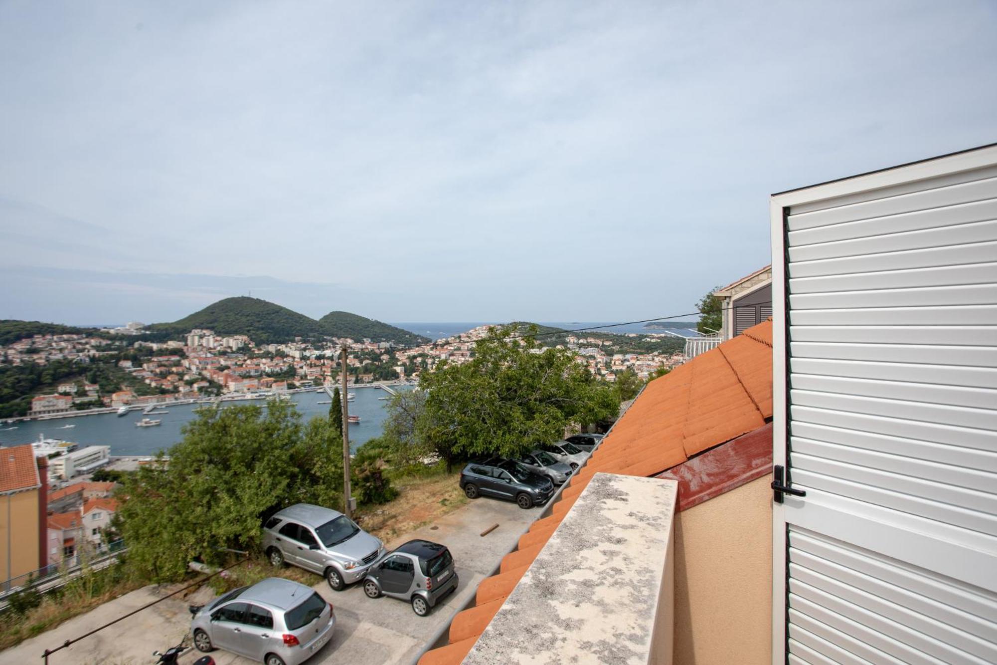 Panoramic View Apartment *