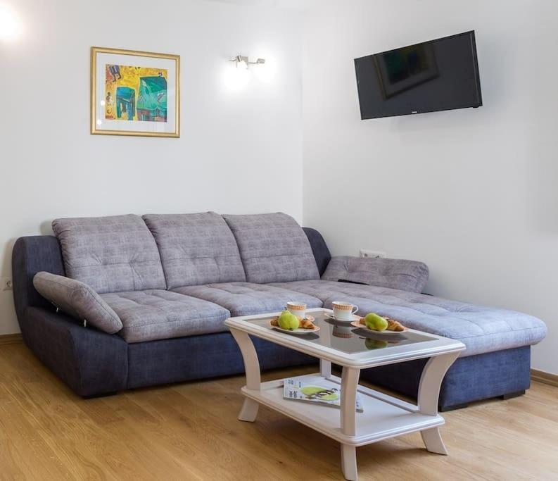 Apartment Palace La Strada *