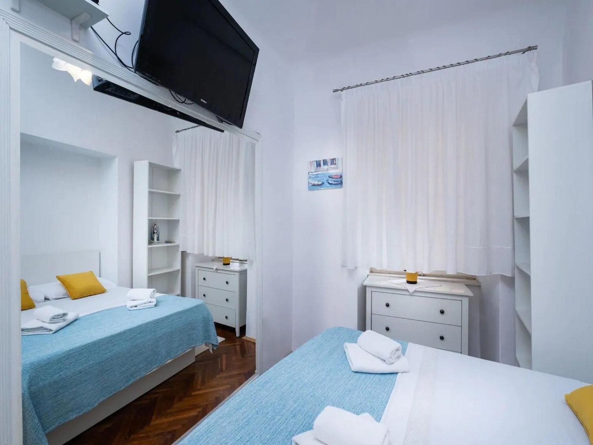 Jany - Two Bedroom With View Apartment Dubrovnik