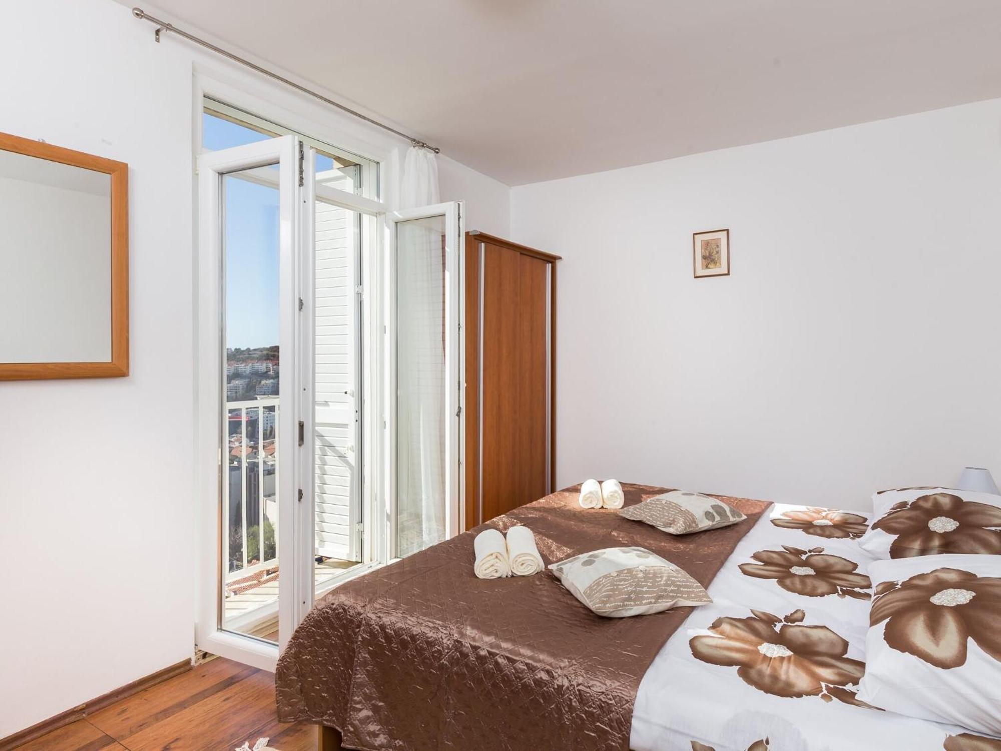 Brajkovi - One Bedroom With Loggia And Sea View Apartment Dubrovnik