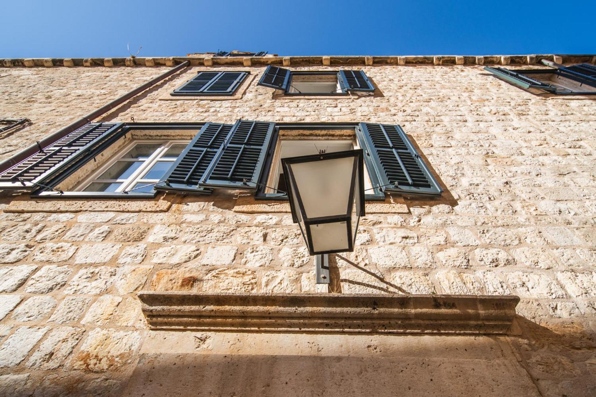 Apartamento Sunce Palace With Free Offsite Parking