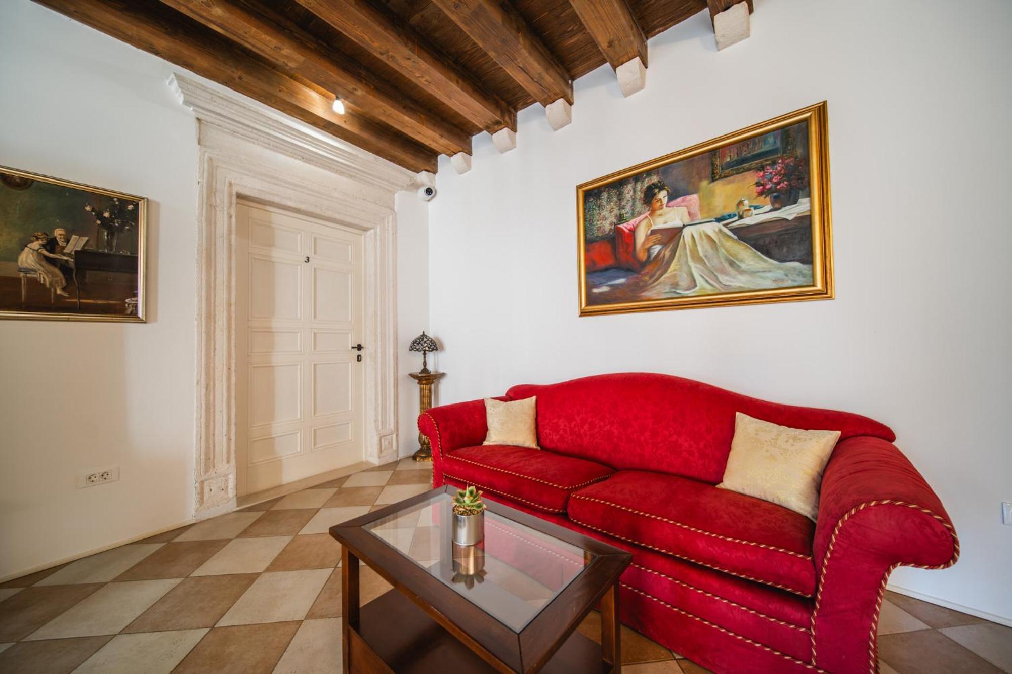 Apartamento Sunce Palace With Free Offsite Parking *