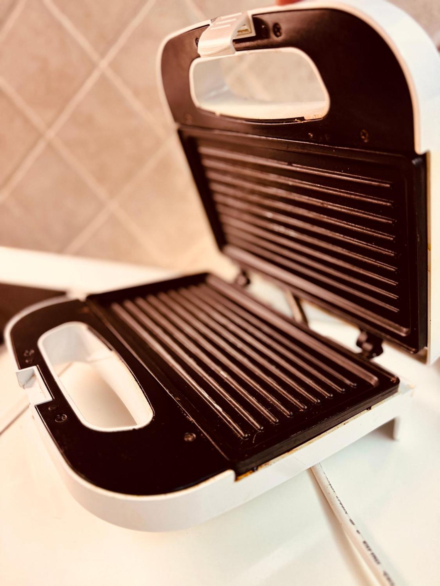 Deluxe