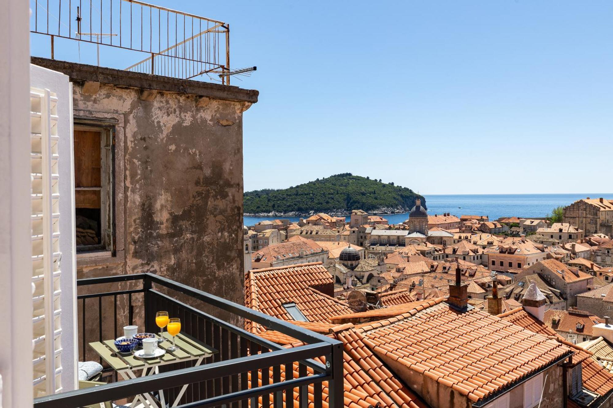 Whispering Views House Old Town Ferienhaus