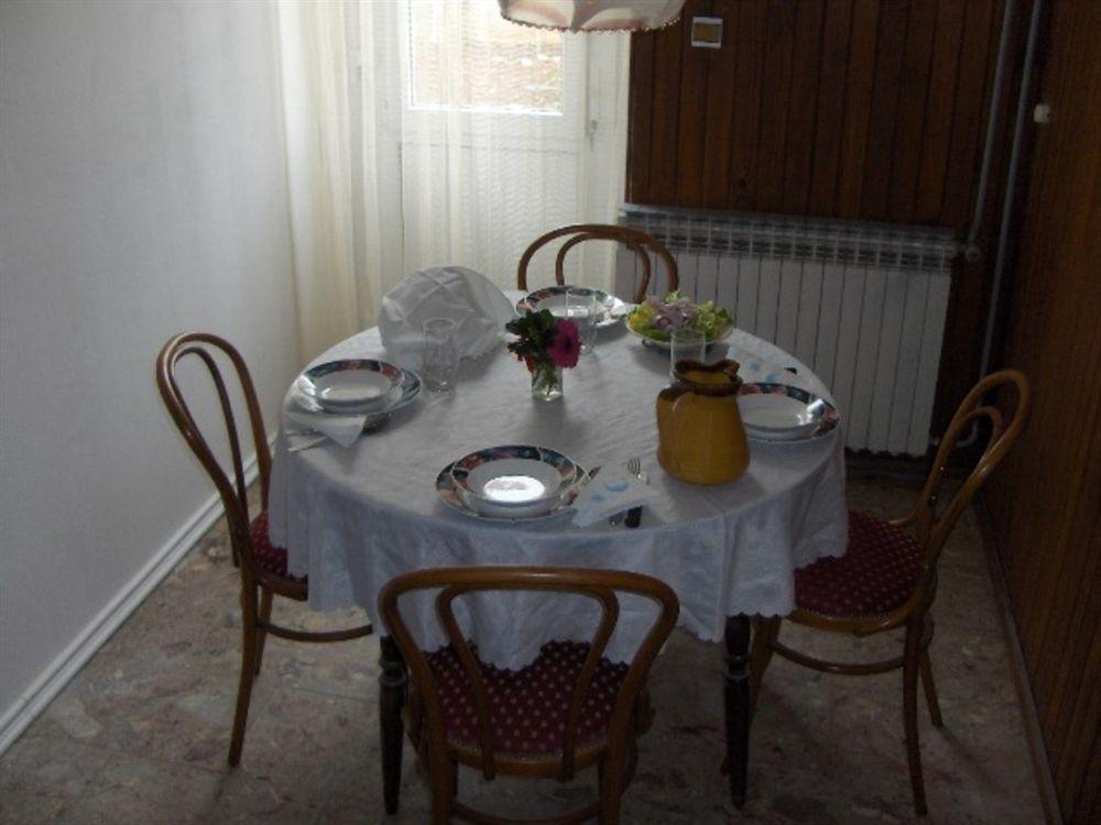 House With Garden