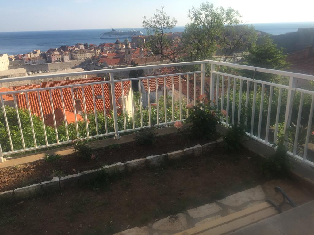 Apartment Mak