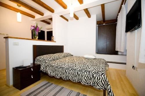 Apartment Flores