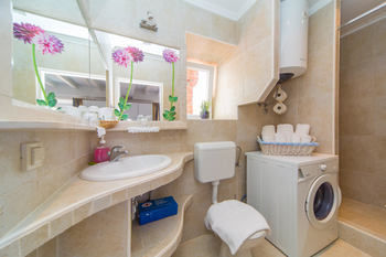 And Le Petit Nono Guest house 4*