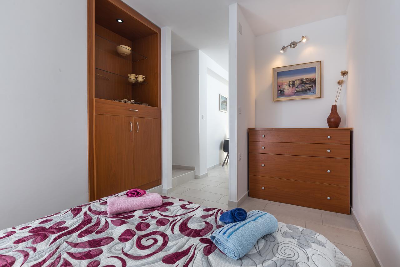 Luna Apartment *