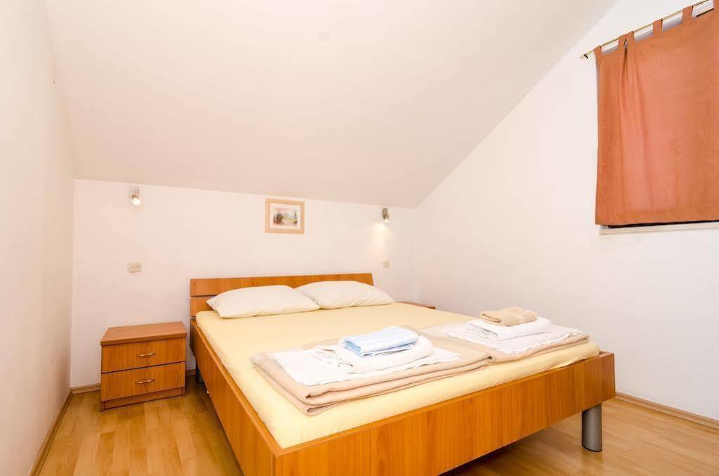 Guest house Princ Hrvoje 3*